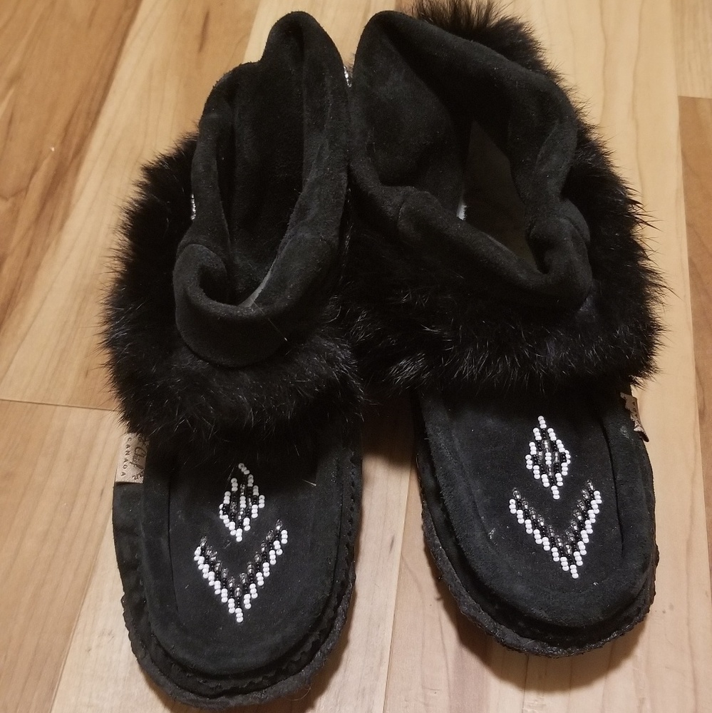 Laurentian Chief Black Moccasin